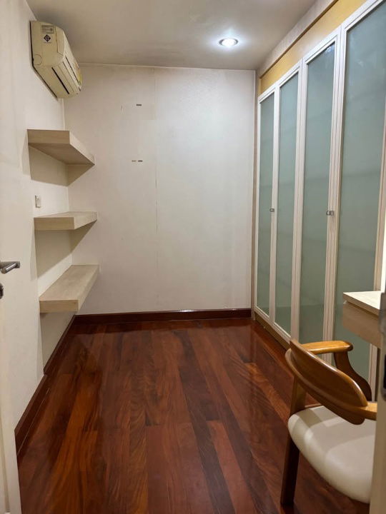 รูป คอนโด ห้องใหญ่ 102ตรม. 3ห้องนอน 2ห้องน้ำ พหลโยธิน7 ซอยอารีย์ เฟอร์นิเจอร์ครบ - รูปที่ 13/18