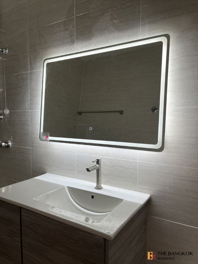 รูป House Area Thonglor บ้าน 5 ชั้นหรู สไตล์คลาสสิก & โมเดิร์น - รูปที่ 17/19