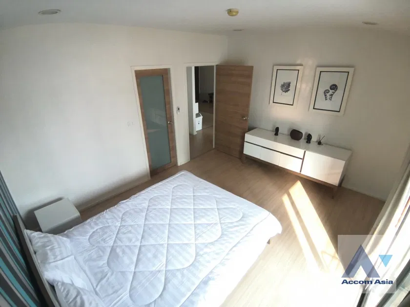 picture 🔼🔽 AccomA 📩 Fully Furnished 3 BR Condominium @Renova Residence (AA39298) - 14/17