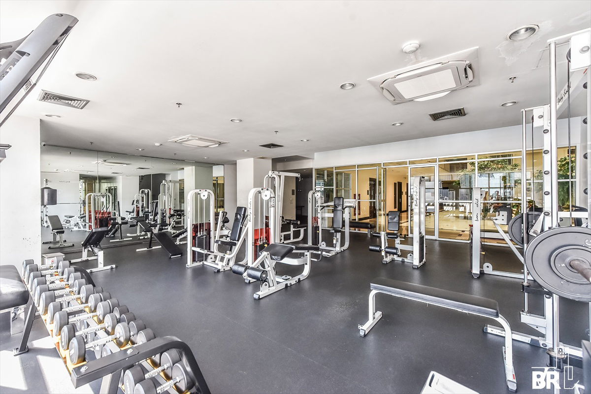 picture  City Smart Condo 🌟 Fully Furnished Luxury Unit 🛌🏻 Near BTS Asoke  - 8/8