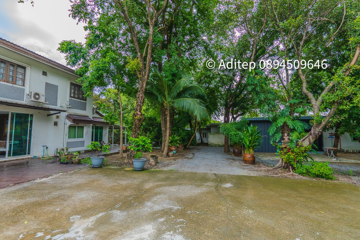 รูป ขายบ้านพร้อมที่ดินแปลงใหญ่ 549 ตร.ว. ลาดพร้าว 107 ซอยเดียวกับมหาวิทยาลัยรัตนบัณฑิต (RBAC) - รูปที่ 21/32