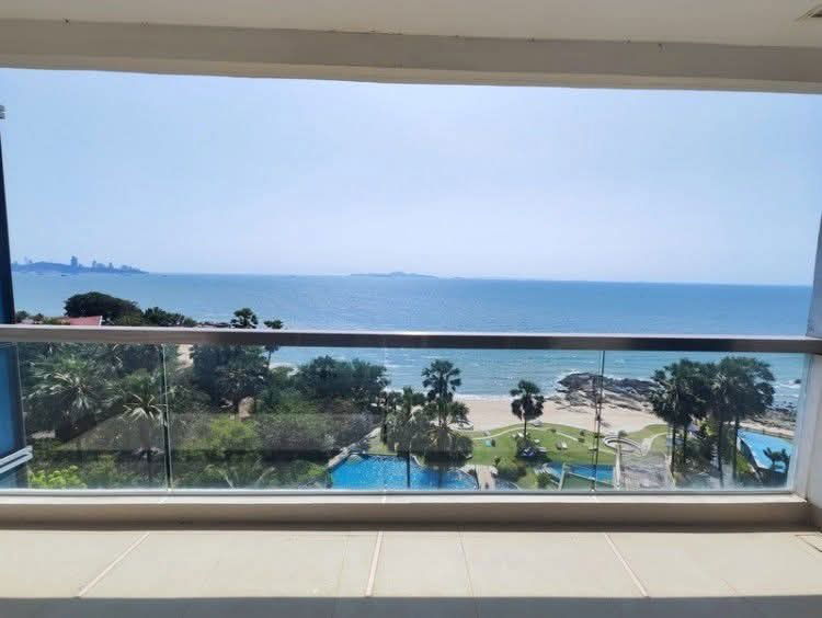 picture Luxury beachfront Condo in The Palm Wongamat Tower A, bigger type of 2bedrooms, Unobstructed Sea View, Direct access to the beach from the project - 2/10