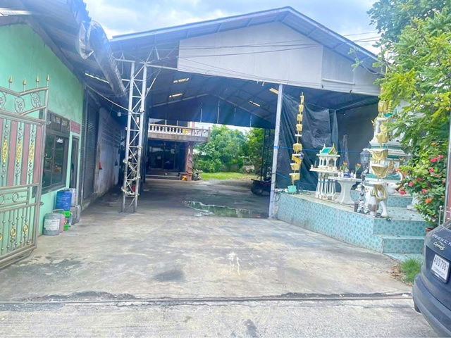 picture Setthakit Phutthasakhon SuanLuang 1.8 km. 2-story detached house for rent with factory warehouse p - 3/8