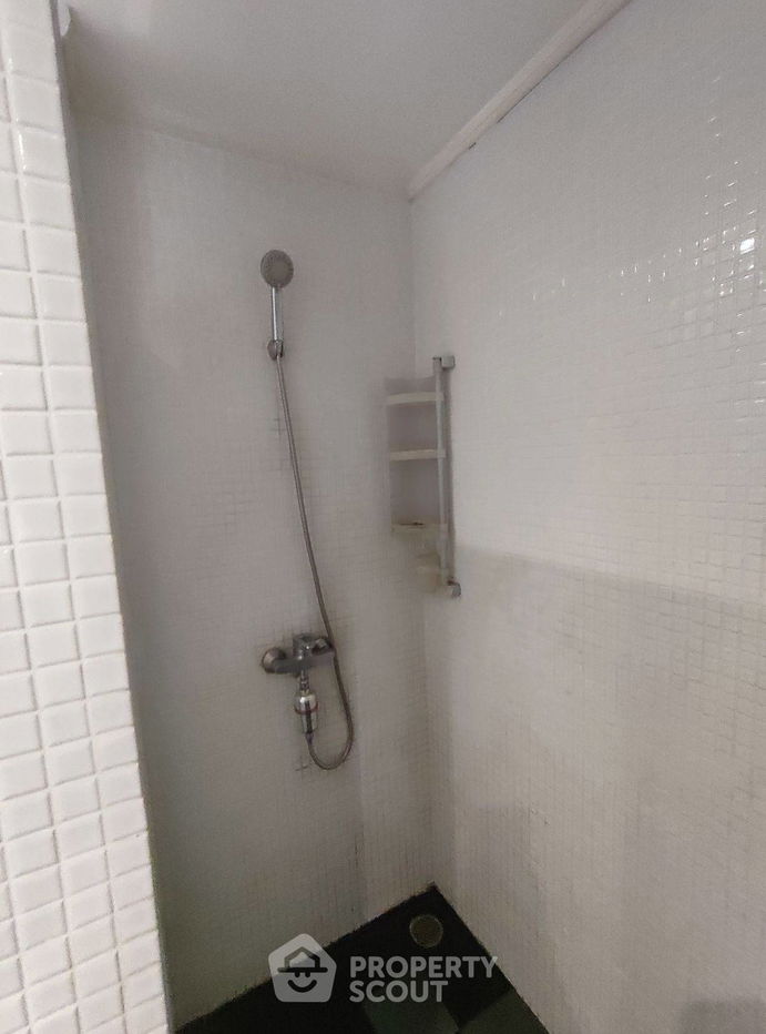 picture 2-BR Condo at Liberty Park 2 near ARL Makkasan (ID 2078685) - 9/18