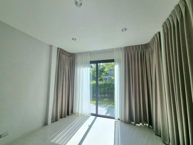 รูป HR2833ขายบ้านแฝด 3 ชั้น หลังมุม โครงการ The Sonne ศรีนครินทร์-บางนา ซอยเฉลิมพระเกียรติ ร. 9 ซอย 28 ทำเลเดินทางสะดวก - รูปที่ 13/19