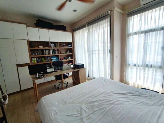 picture FOR RENT BAAN KLANG MUANG RAMA 9 - RAMKHAMHAENG / 3 bedrooms 3 bathrooms / 20 Sqw. 150 Sqm. **38,000** CLOSE TO RAMKHAMHAENG UNIVERSITY - 5/12