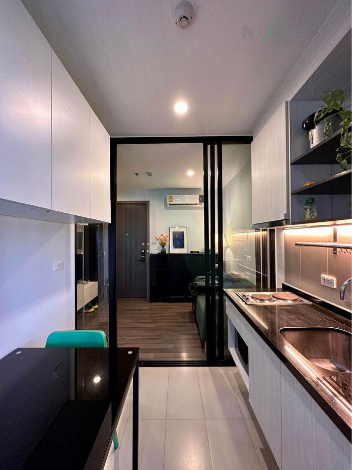 picture 🎉 For Rent Condo THE BASE PARK EAST SUKHUMVIT 77 Building 1, Floor 24,1 bed room, Room size 30.00 sqm - 3/8