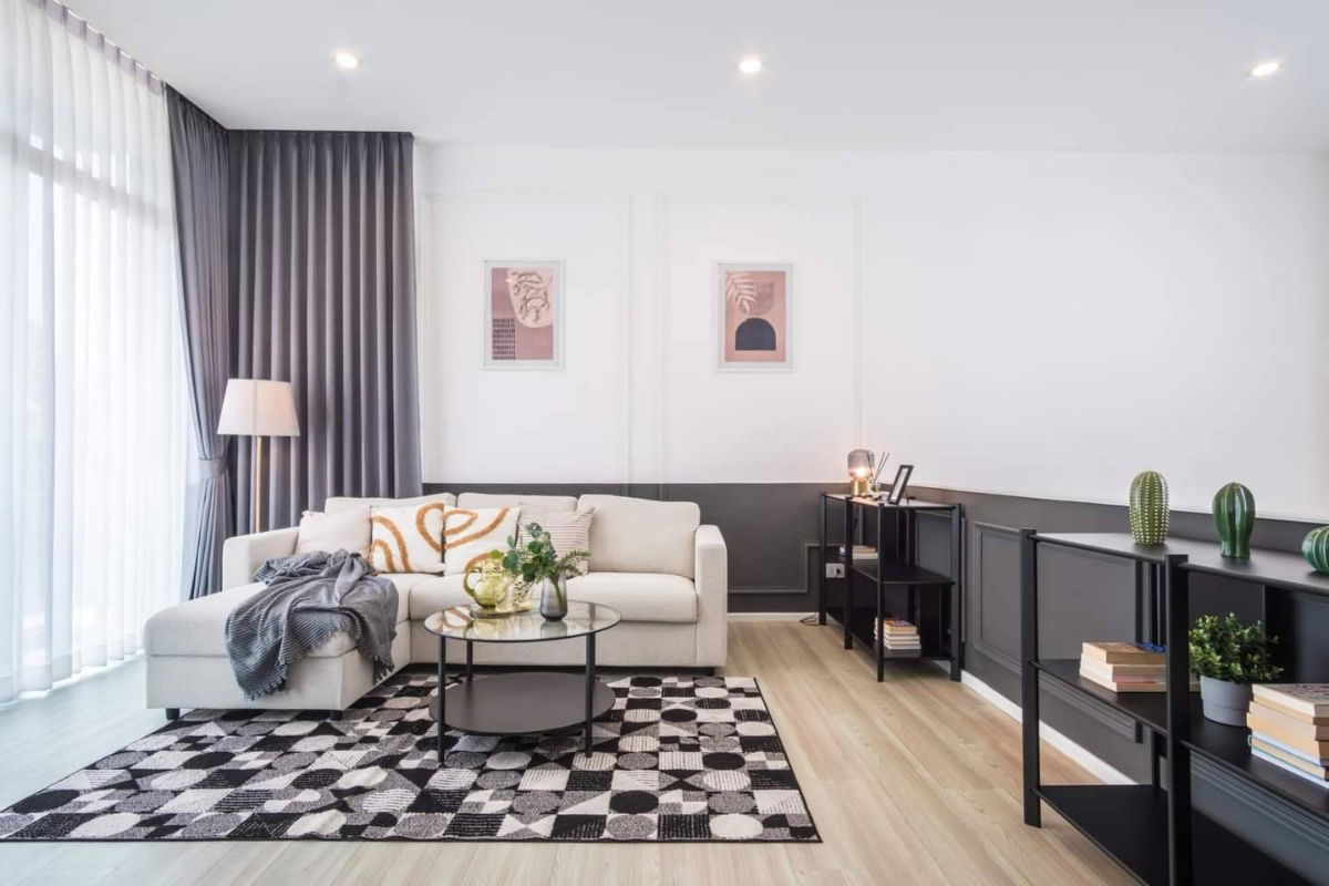 รูป ❖ Nice Decorate ❖ ทาวน์โฮม 3.5 ชั้น หลังมุม | ขนาด 22.00 ตร.ว. 230.00 ตร.ม. | 3 ห้องนอน 4 ห้องน้ำ | ใกล้ The Nine Center พระราม 9 - รูปที่ 1/17