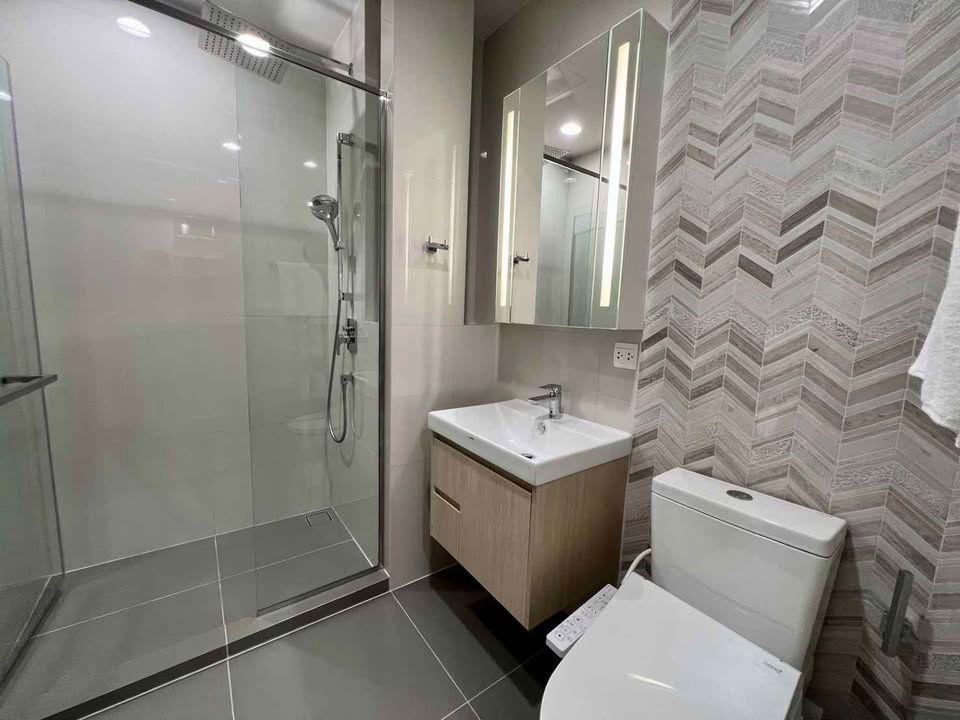 รูป Oka Haus Sukhumvit 36 ห้องสวย ราคาดี สอบถามเพิ่มเติมได้ที่ Line @condorental - รูปที่ 10/11