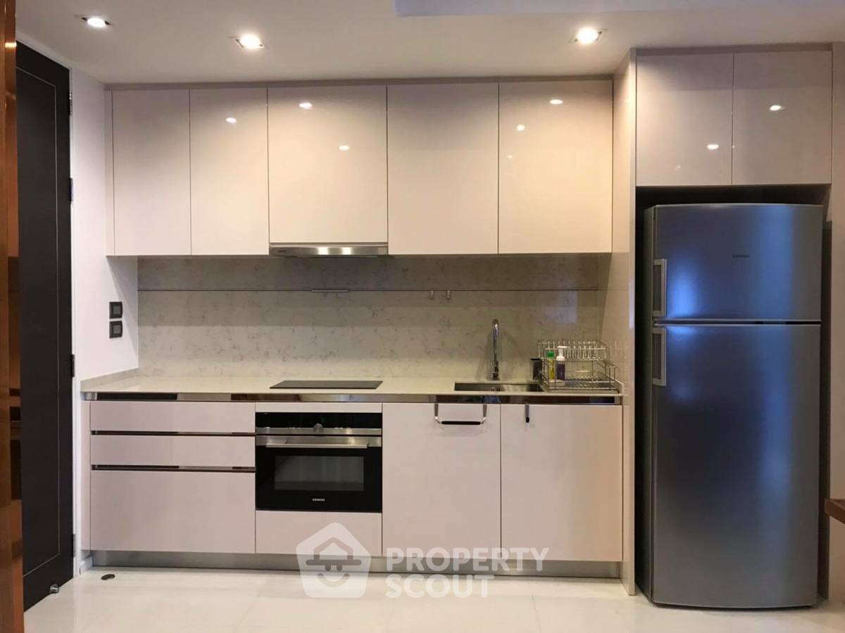 รูป คอนโด 1-ห้องนอน ที่ เดอะ แบงค็อค สาทร-ตากสิน คอนโดมิเนียม ใกล้ BTS กรุงธนบุรี (ID 511429) - รูปที่ 3/10