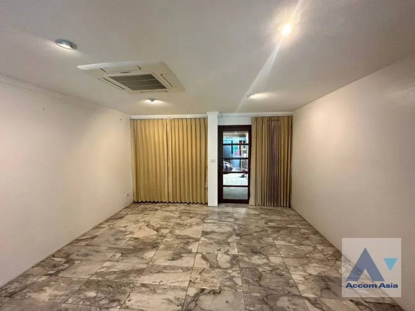 รูป 🔼🔽 AccomA 📩 3-storey townhouse in calm alley of Phra Khanong (AA40286) - รูปที่ 7/20