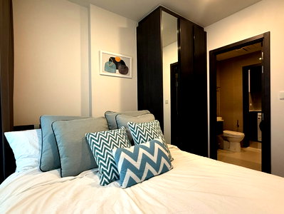 Condos for rent : CG_RD04 XT HUAIKHWANG, Room available for rent. Line: @cgestate