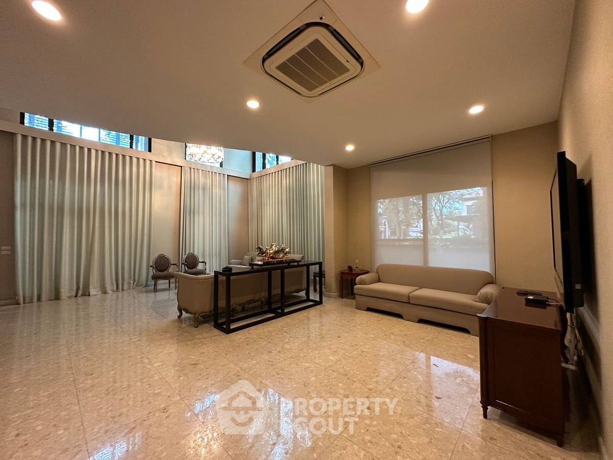 รูป บ้าน 5-ห้องนอน ใน รามอินทรา (ID 1311423) - รูปที่ 3/32
