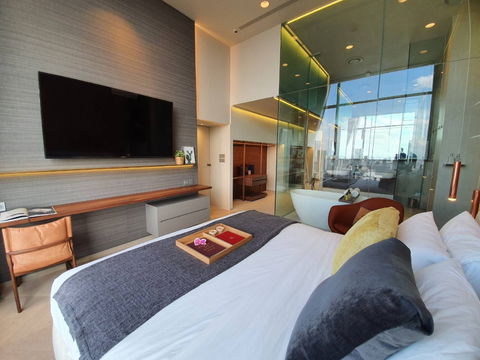 The Esse Asoke 3 ห้องนอน 2 ห้องน้ำ ขนาด 165 ตร.ม.