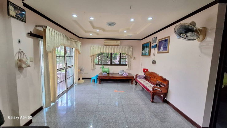 รูป ขายบ้านเดี่ยวหลังใหญ่ ใกล้เมือง ไม่เเออัด เดินทางสะดวก - รูปที่ 7/11