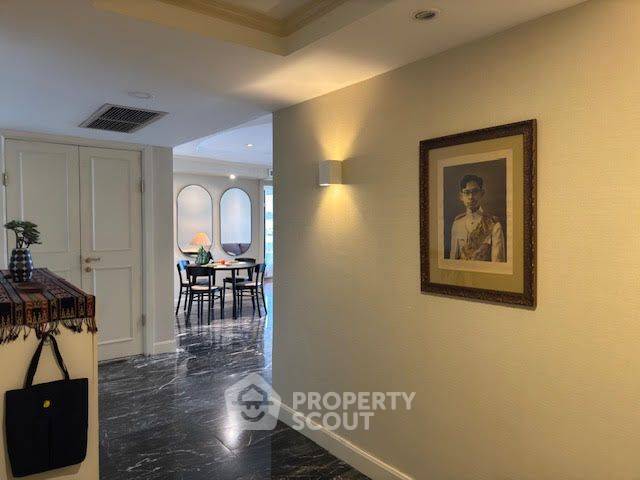 picture 2-BR Condo at Somkid Gardens Condominium near BTS Chit Lom (ID 2155285) - 4/9