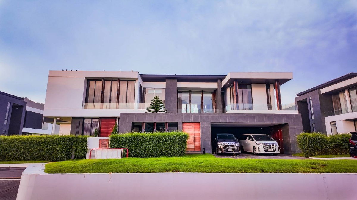 picture For Sale: Modern Signature Style Pool Villa in Khao Yai  Pak Chong 1 Rai 75 sq.wah  - 1/15