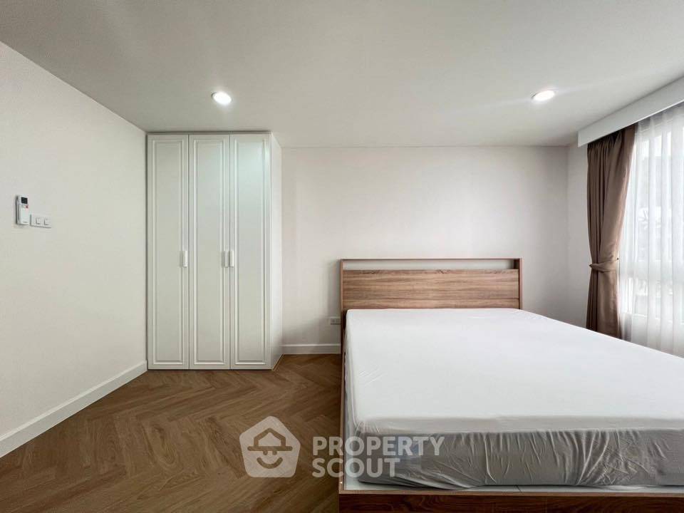 picture 2-BR Condo at Baan Siri Sathorn Suanplu Condominium close to Naradhiwas Rajanagarindra (ID 2302194) - 2/11