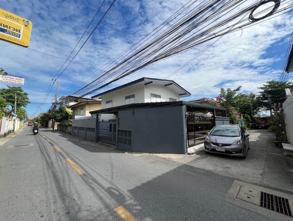 picture #R6256 🎉 090968 House for rent  Soi Udomsuk 24 - 2/21