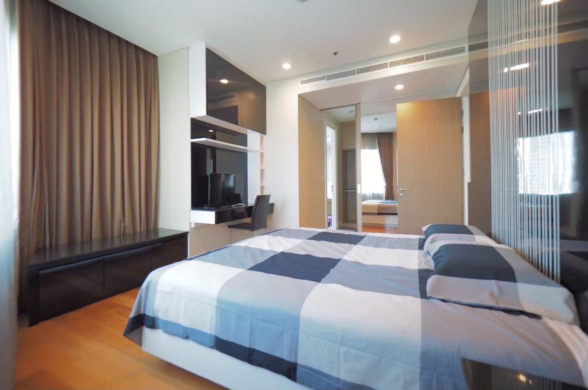 รูป Newly Renovated Room | 2B2B ห้องใหญ่ 93 ตร.ม. ห้องมุม พร้อมอ่างอาบน้ำ เฟอร์ครบพร้อมเข้าอยู่  - รูปที่ 5/18
