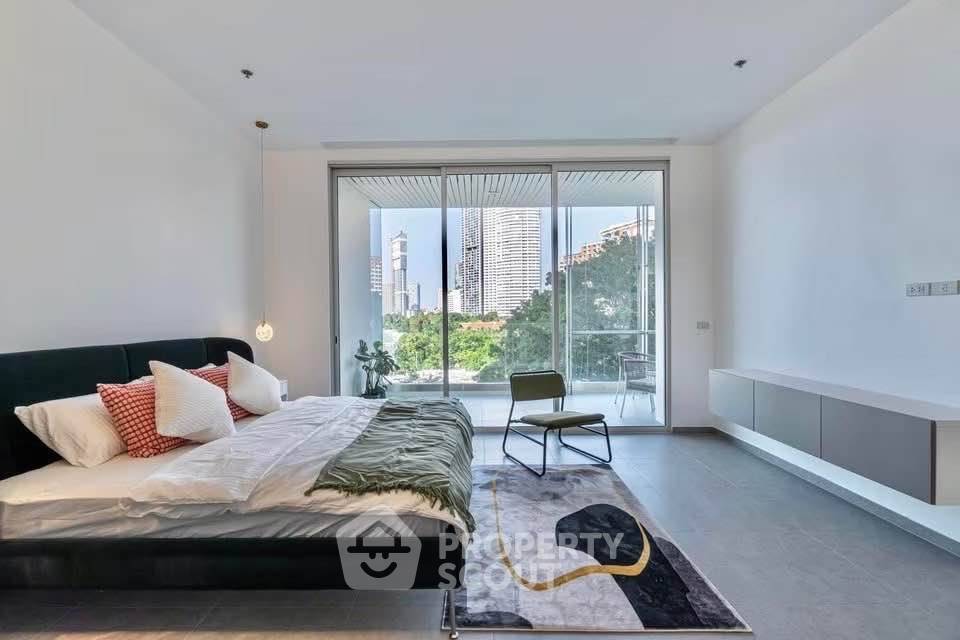 picture 2-BR Condo at The Cove Wongamat close to Wong Amat (ID 2302619) - 9/14