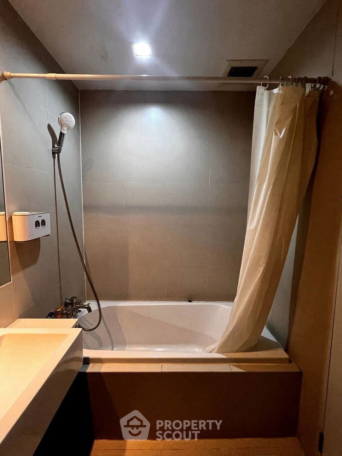 picture 1-BR Condo at Noble Solo close to Thong Lo (ID 2301413) - 10/11