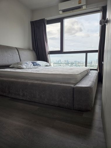 💥💥ให้เช่าห้องพร้อมอยู่!! The Stage Taopoon Interchange 1Bed 33.67 ตร.ม.ชั้น 28 ใกล้ MRT เตาปูน สนใจ LINE:@atfirm💥💥