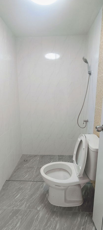 รูป ให้เช่า อาคาร 2 คูหา  ตรงวงเวียน 22 กรกฎาคม  36 ตรว.  50,000  - รูปที่ 10/16