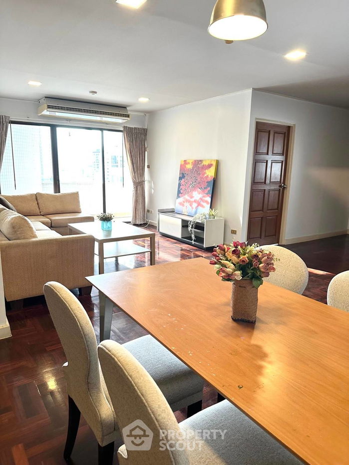 picture 3-BR Condo at Richmond Palace Condominium near BTS Phrom Phong (ID 2302291) - 3/14