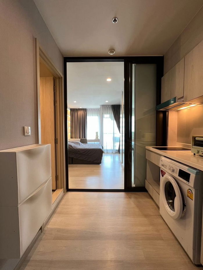 picture Life One Wireless for Rent | Luxury Condo near BTS Ploenchit & Central Embassy - 2/9