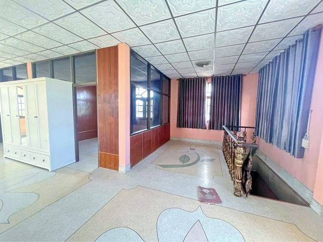 picture Setthakit Phutthasakhon SuanLuang 1.8 km. 2-story detached house for rent with factory warehouse p - 5/8