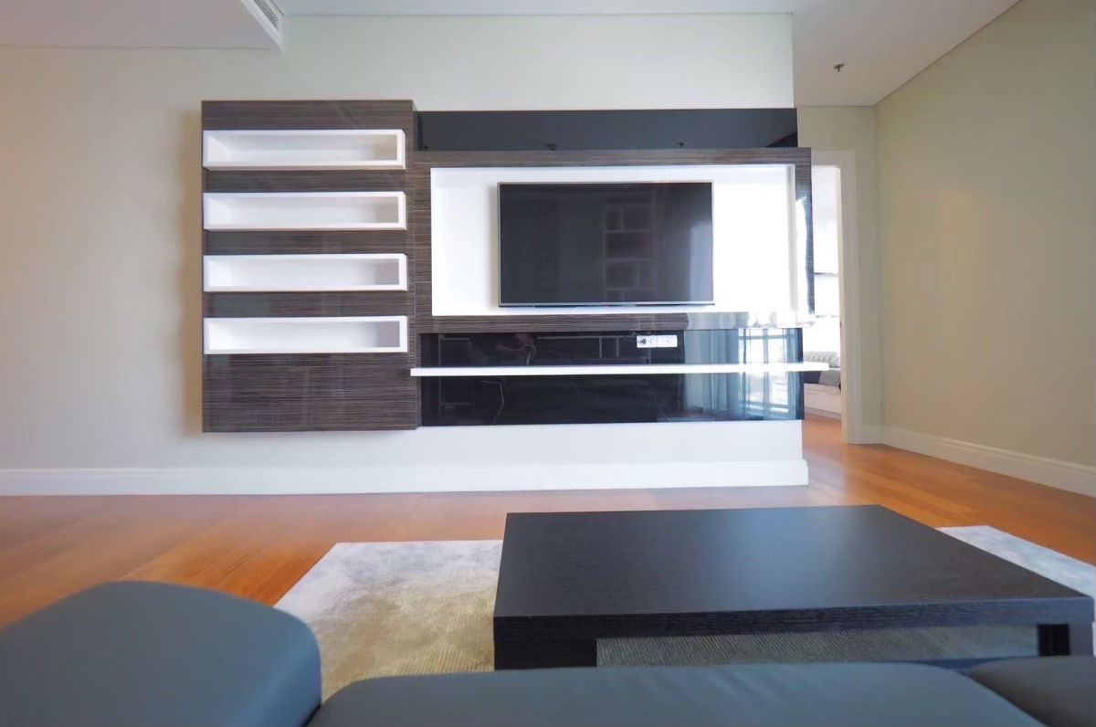 รูป Newly Renovated Room | 2B2B ห้องใหญ่ 93 ตร.ม. ห้องมุม พร้อมอ่างอาบน้ำ เฟอร์ครบพร้อมเข้าอยู่  - รูปที่ 9/18