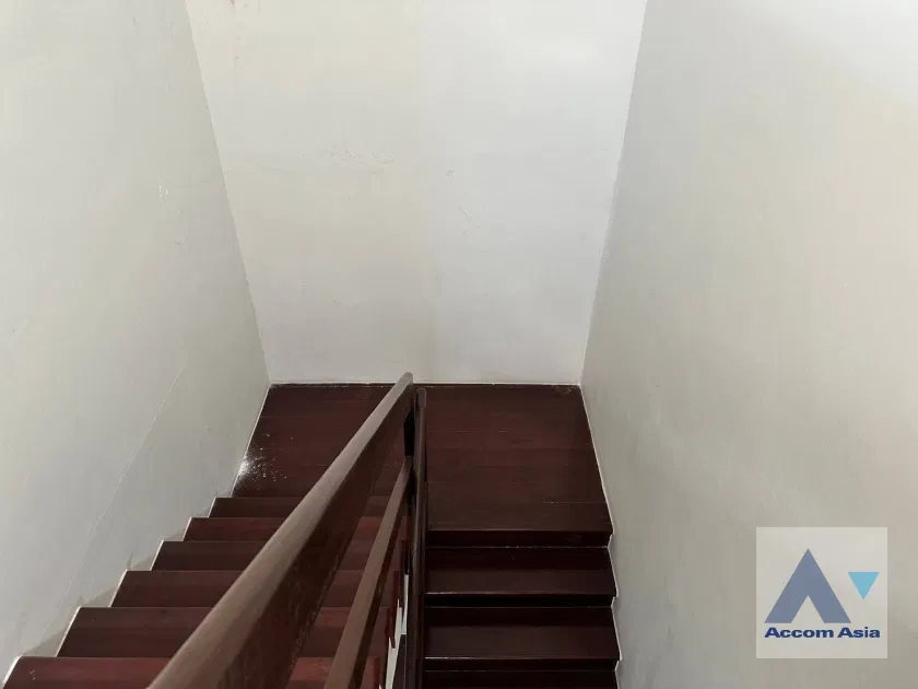 รูป 🔼🔽 AccomA 📩 3-storey townhouse in calm alley of Phra Khanong (AA40286) - รูปที่ 9/20
