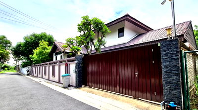 บ้านเดี่ยว ม.ราชภัฏจันทรเกษม : ขายบ้านหรู ลาดพร้าว 42 เพียง 500 เมตรจากรถไฟฟ้าสถานีภาวนา