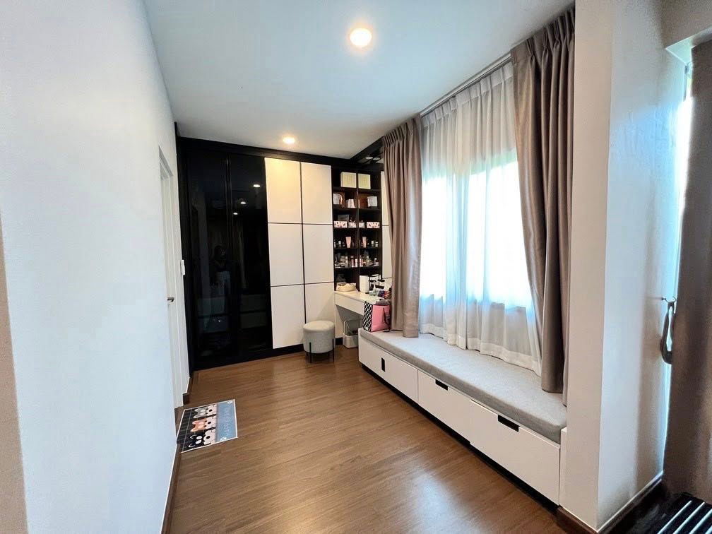 picture 😊🏡 House for rent at The City Ramintra 2 | The City Ramintra 2. Special location in the project (with a double-volume hall). - 12/12