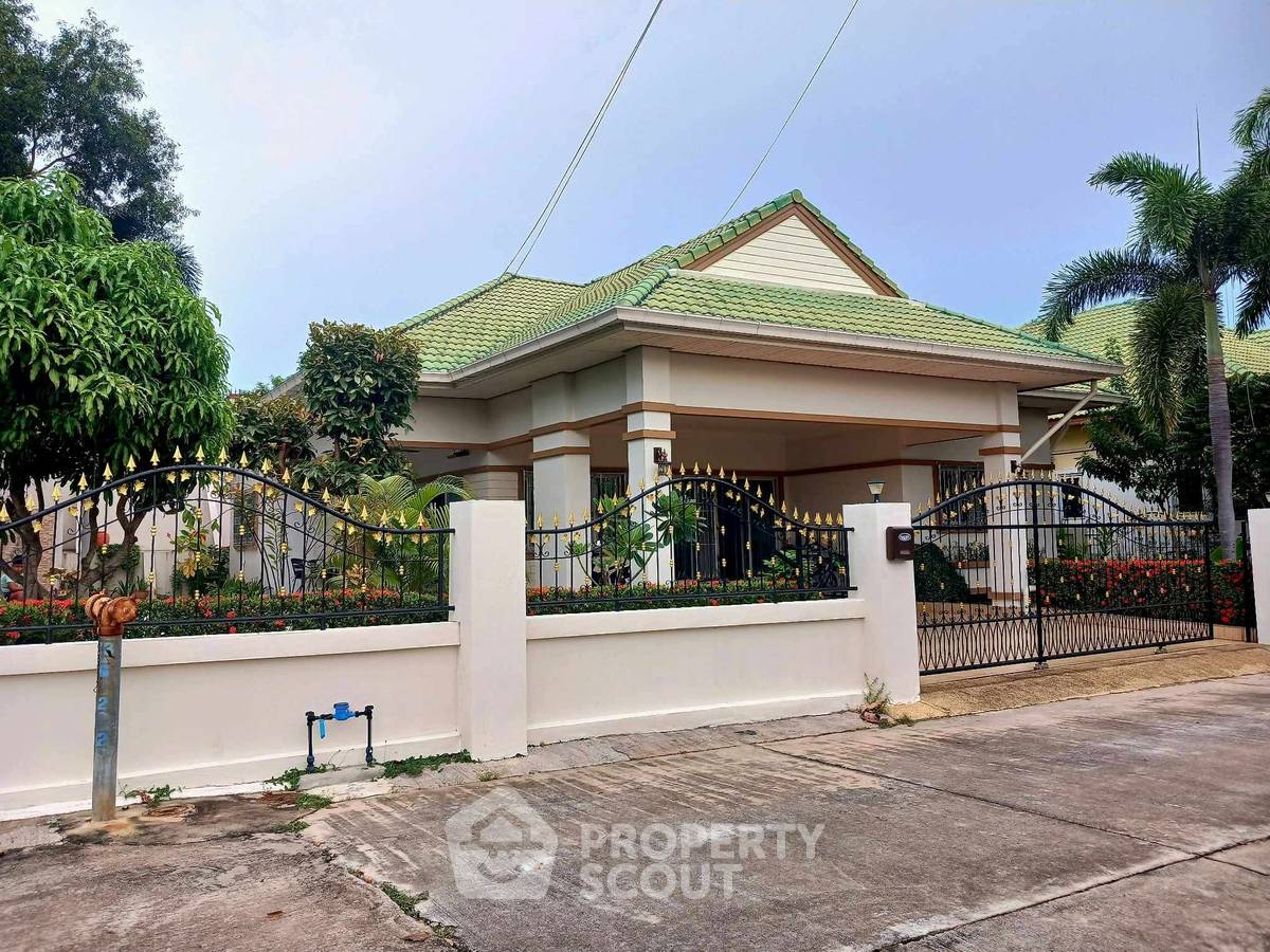 รูป บ้าน 3-ห้องนอน ใกล้ ถนนพระตำหนัก พัทยา (ID 2303809) - รูปที่ 1/13