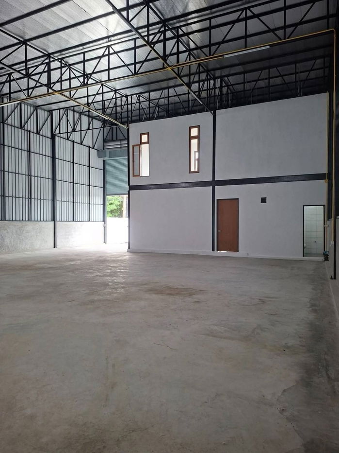 รูป โกดังให้เช่า โรงงานให้เช่า พร้อมสำนักงาน 2 ชั้นสร้างใหม่ ลาดสวาย ลำลูกกาคลอง 4 ลำลูกกา ปทุมธานี ติดต่อ Khun Panya 063-3815838 - รูปที่ 3/4