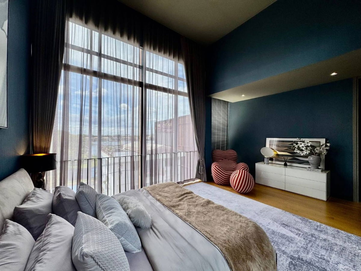 picture Luxury home for sale, designed by a renowned architect, from the Six Elements project, near Harrow International School - 5/16