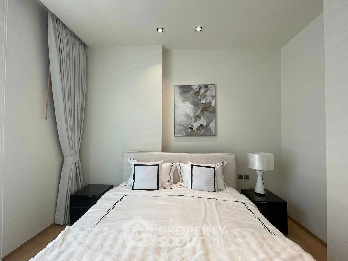 picture 2-BR Condo at 28 Chidlom near BTS Chit Lom (ID 2073744) - 10/16