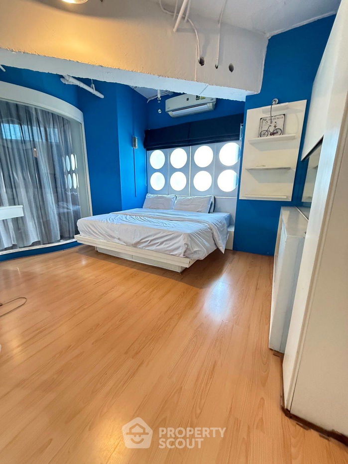 รูป คอนโด 2-ห้องนอน ที่ วิทยุ คอมเพล็กซ์ คอนโดมิเนียม ใกล้ BTS เพลินจิต (ID 2055808) - รูปที่ 2/16