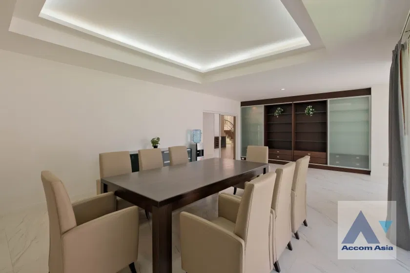 รูป 🔼🔽 AccomA 📩 Pet friendly,Private Swimming Pool 4 BR House in Phra Khanong Nuea (AA18616) - รูปที่ 13/20
