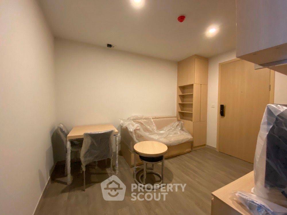 picture 1-BR Condo at The Shade Sathorn 1 near MRT Khlong Toei (ID 2303757) - 1/10