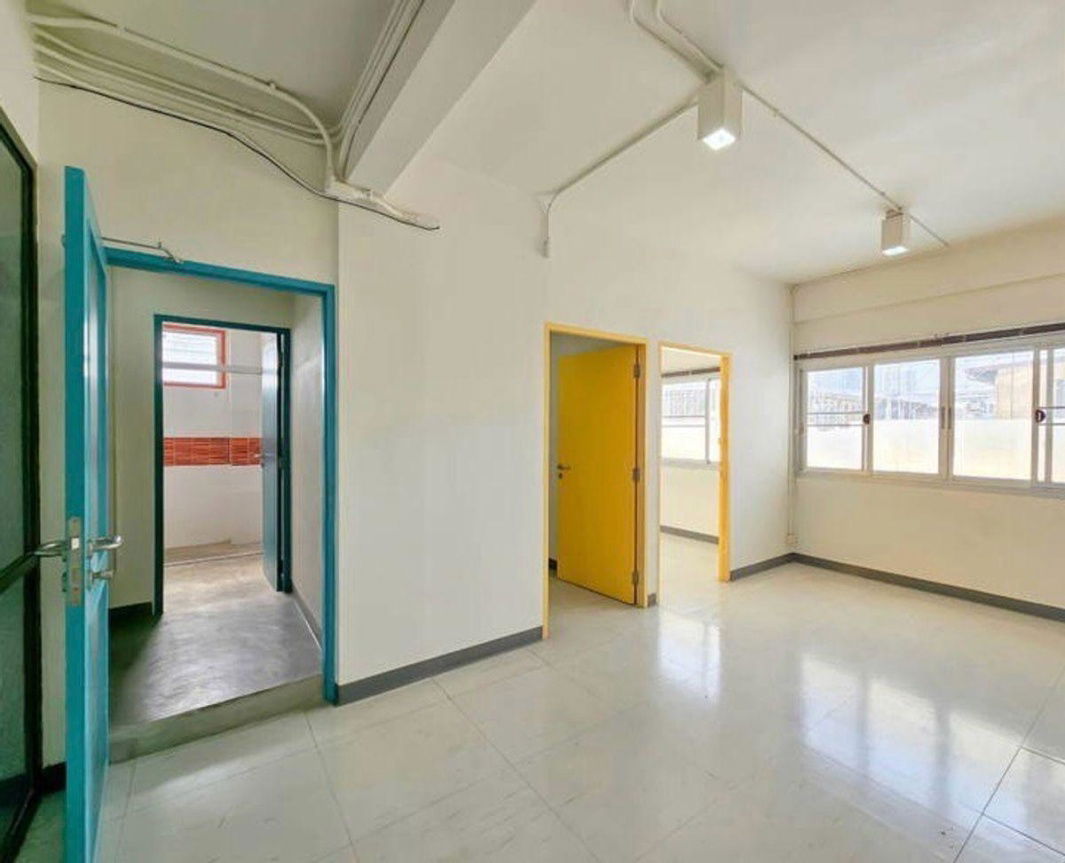 รูป LTHC13153 – Commercial Building for Rent อาคารพาณิชย์ให้เช่า at Rama III รามอินทรา 3 Size 574 sqm. 5 rooms ONLY 200K/Month Near Central Rama 3 - รูปที่ 5/20