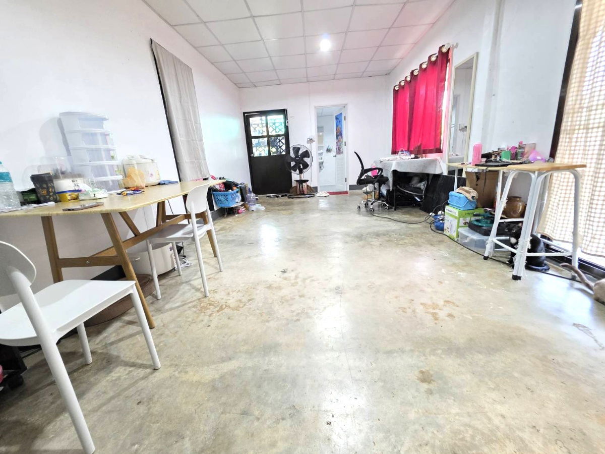 รูป ด่วน!! ที่ดินสวยทำเลดี ใจกลางเมือง !!!!ขายที่ดินพร้อมสิ่งปลูกสร้าง 188 ตรว. ตำบลเพ อำเภอเมือง จังหวัดระยอง - รูปที่ 3/15
