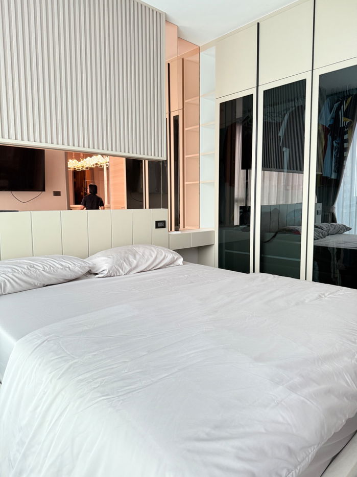 picture Luxury Condominium for rent  RamIII  - 8/17