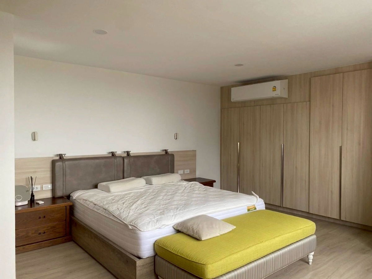 รูป LTH13155 – Condo for Sale คอนโดขาย at President Park Sukhumvit 24 Size 223 sqm. 4 beds 3 baths ONLY 21 MB Near BTS Asoke - รูปที่ 2/14
