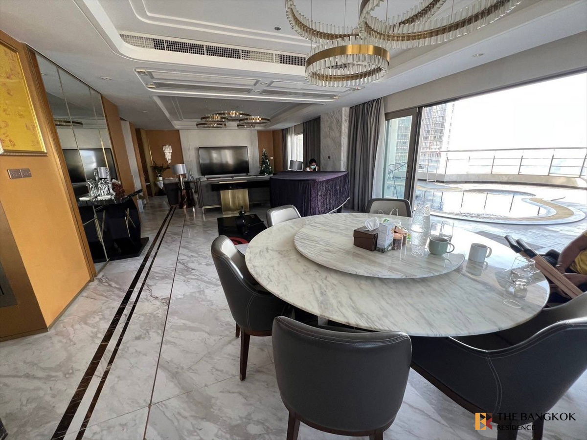รูป 💎Luxury Duplex,Huge Room Le Raffine Sukhumvit 24 Near BTS Phrom Phong - รูปที่ 7/11