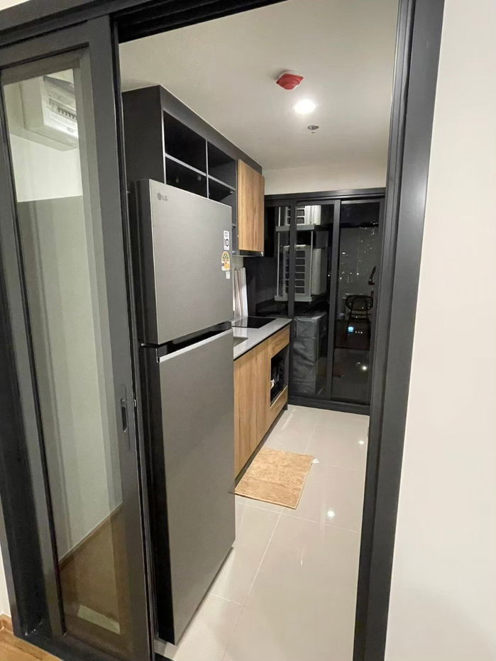 picture For Rent Condo THE LINE VIBE PHAHONYOTHIN Building C, Floor 16,1 bed room, Room size 38 sqm - 8/10
