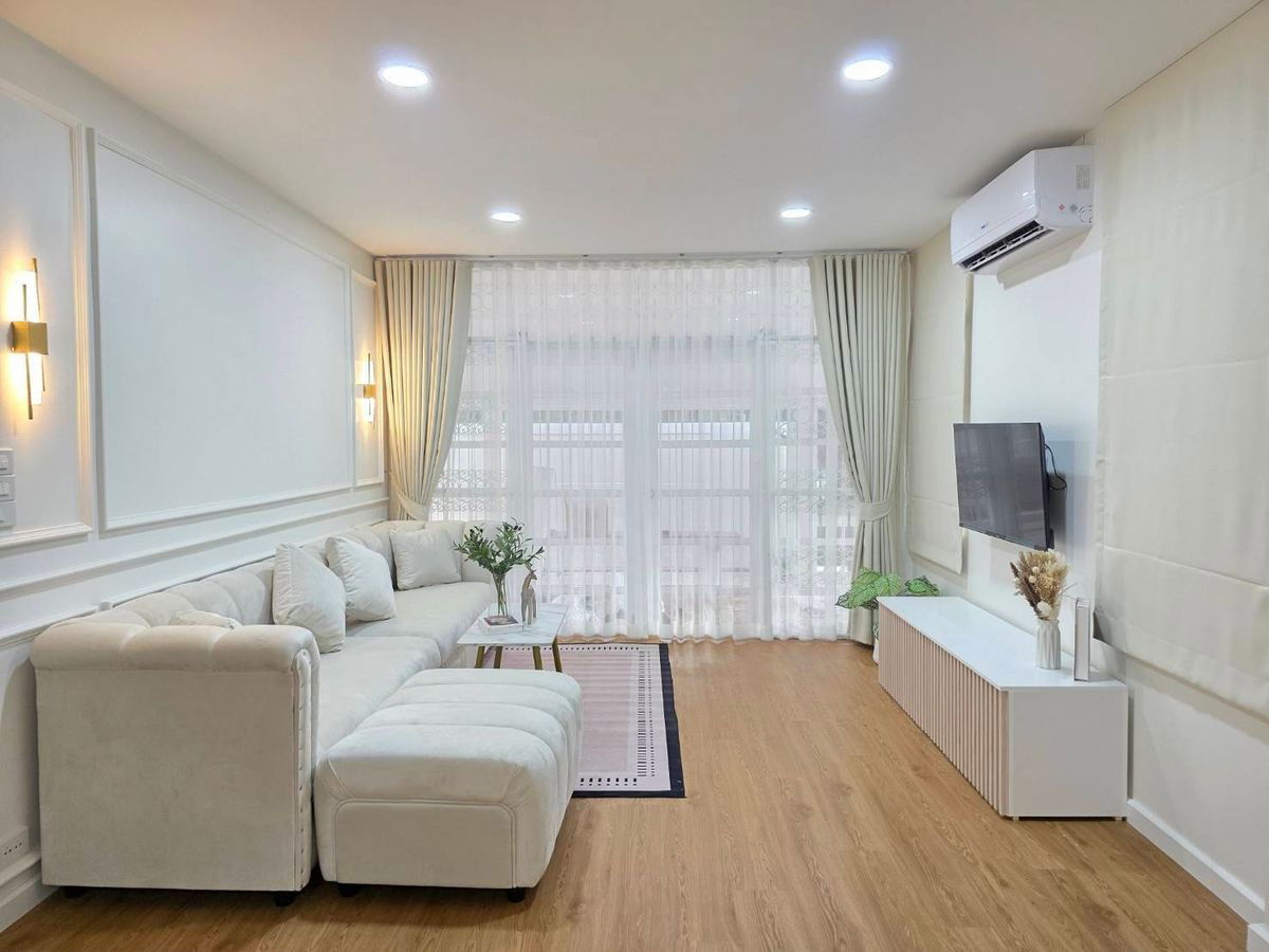 picture WS3311 [For rent] Luxury detached house, Ratchada Niwet, Huai Khwang 💰 Rent: 85,000 baht/month 🚇 Near MRT Huai Khwang - 4/17
