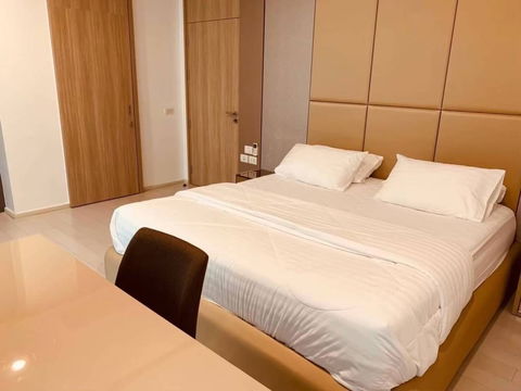 Noble Ploenchit-โนเบิล เพลินจิต